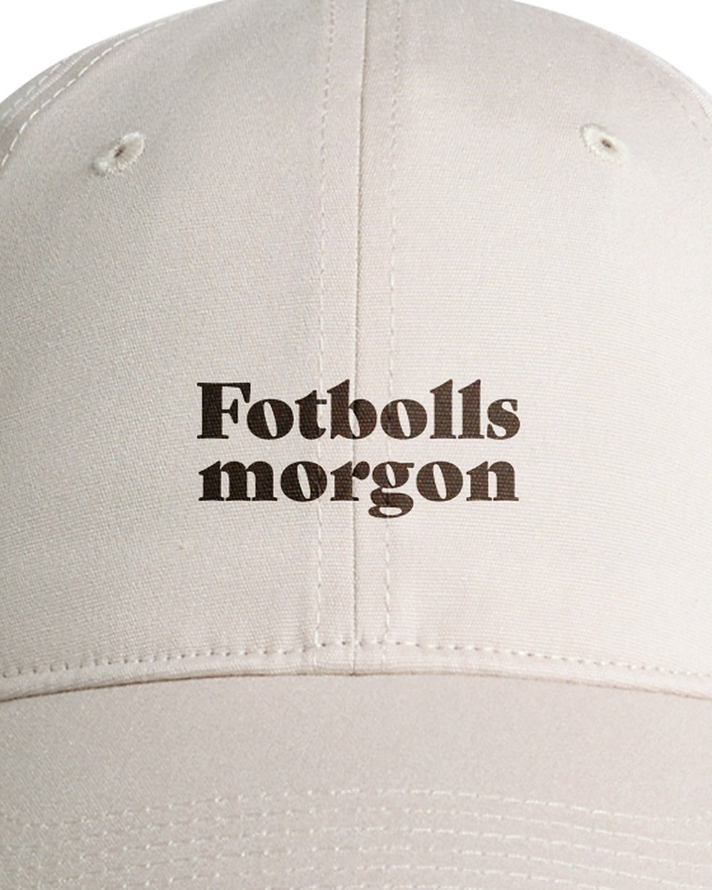 Fotbollsmorgon Low Profile Cap – tryckdetalj Ecru